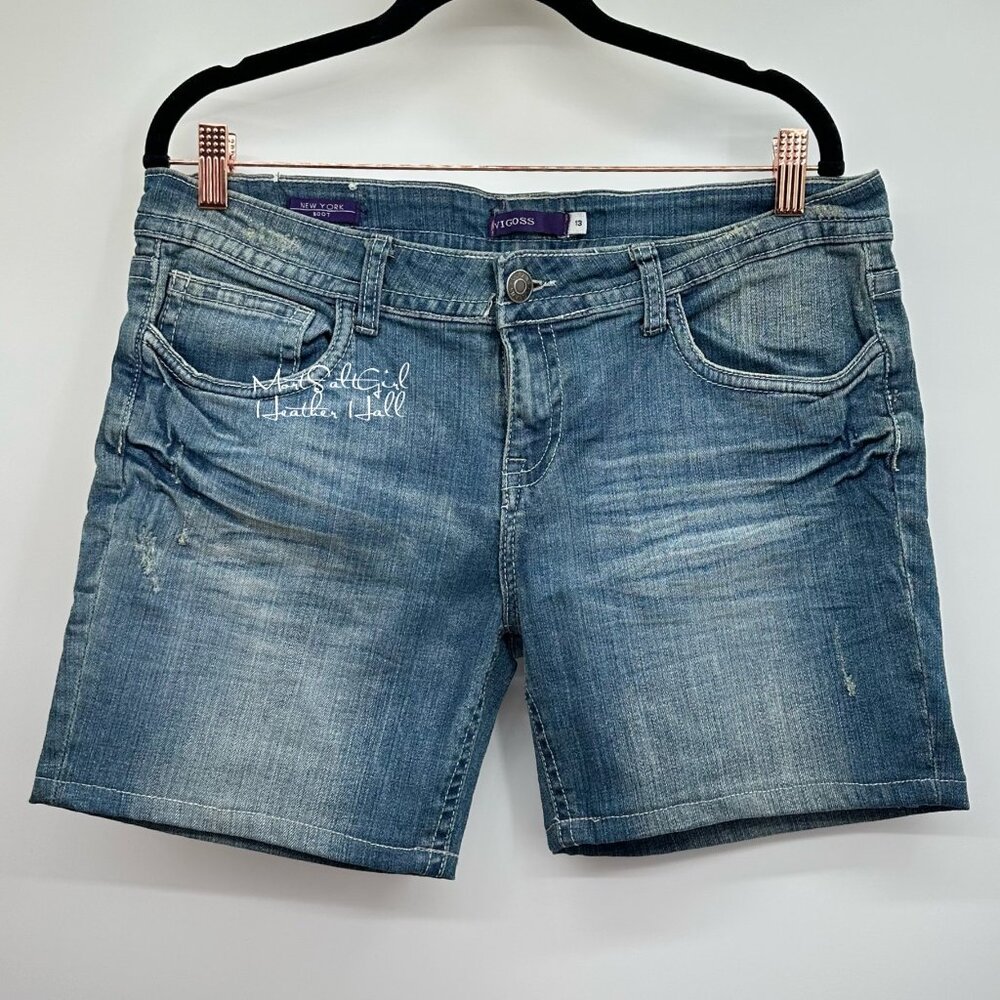 Vigoss Stretch New York Boot Western Flap Distressed 6" Jean Shorts 13 / 25
